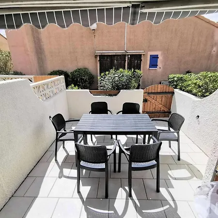 Villa Grande Bleue - T1 Cab Mezz 5 Couchages Port Mae-2394 *